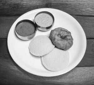 Idli Vada