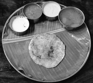 Podi Uthappam