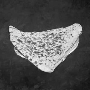 Stuffed Naan (1 Pc)