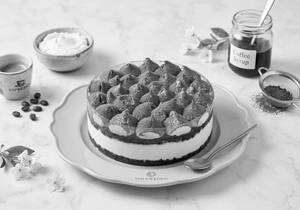 Tiramisu Cake