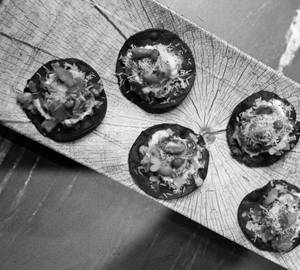 Charcoal papdi