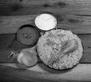 Hydrabadi Chicken Dum Biryani (Basmati) with Mirch Salan