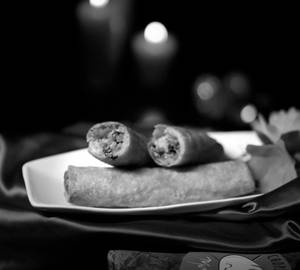 Mix Spring Roll (Egg And Chicken)