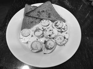 Fully Boiled Egg With Toasted Butter Bread [4 Pc]