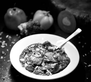 Vegetable In Hot Garlic Gravy