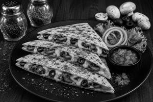 Mushroom, OLIVES & CHEESE QUESADILLA