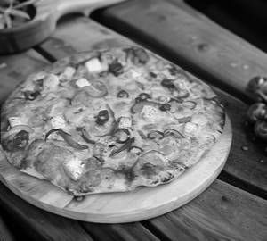 Paneer Makhni Pizza (7 Inch)