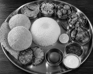 Sohodev Amish Thali