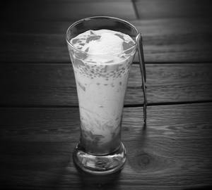Rose falooda
