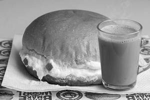 Chai + Bun Maska