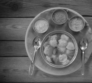 Mini Idli Sambar (14Pcs)