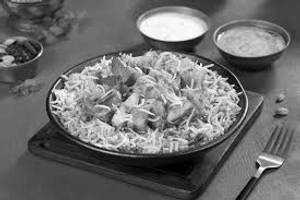Lucknow Hyderabadi Biryani [750 ml]
