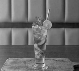Peach ice tea