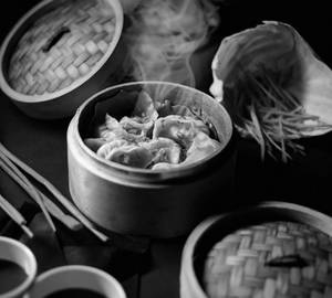 Vegetable Steamed Momos (8 Pcs)