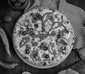 Veg supreme pizza [medium]