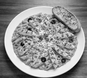Mama Rose Mixed Sauce Penne Pasta (Non Veg)