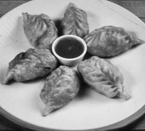 Fried Chicken Momo (6 Pcs)