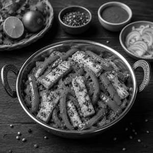 Hyderabadi Paneer Khurchan