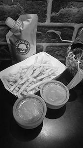1 Large Peri Peri Masala French Fries