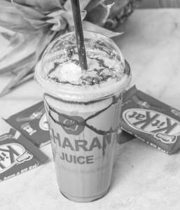 Spcial Kit Kat Shake