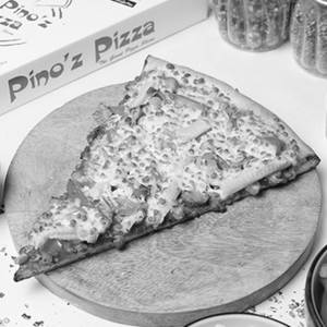 Las Vegas Treat Pizza Personal Giant Slice (22.5 Cm)