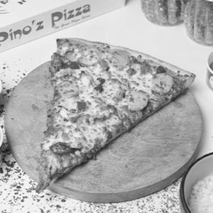 Hot Tandoori Pizza Personal Giant Slice (22.5 Cm)