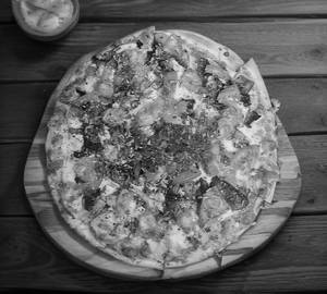 Paneer Tikka Pizza