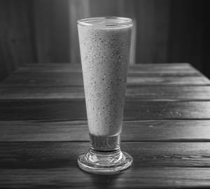 Strawberry milk shake