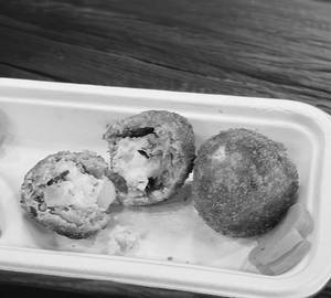 Chicken cheese ball [4 pieces]