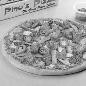 Chicken Tikka Lababdar Pizza