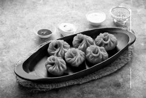 Gondhoraj chicken fried momos