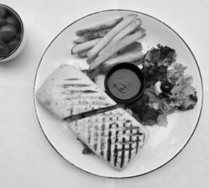 Grilled Vegetables Pesto & Mozzarella Panini 