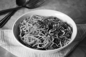 Garlic Paneer Chilli Noodles