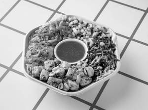 Korean Chilli Crunch Paneer Salad