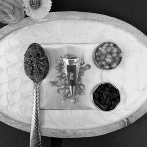 Anar Paan