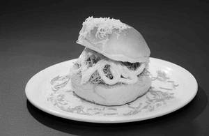Chutney Shev Cheese Paav