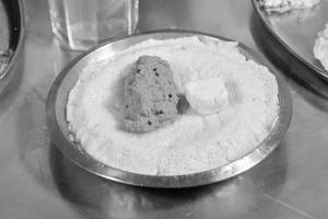 Traditional Thatte Idli (1 Piece)