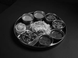Executive Chicken Thali