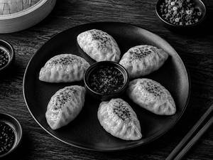 Paneer Pan Fried Momo [6pcs]