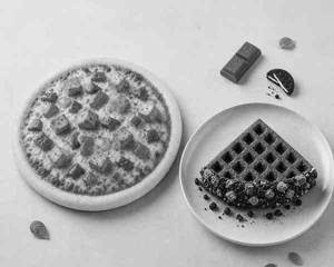 Paneer Tikka Pizza - 6 Inch + Kitkat Oreo Pocket Waffle