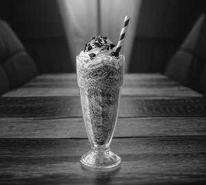 Oreo milk shake