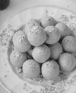 Besan Ladoo
