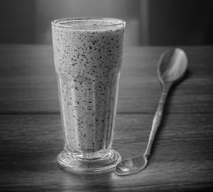 Blue berry lassi