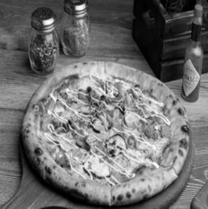 Pesto Grilled Veggies Pizza