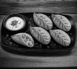 Paneer Fried Momos [5 Pieces]