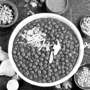Chana koliwada [garlic]