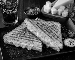 THREE CHEESE SANDWICH  [BROWN BREAD]