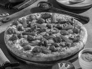 Manchurian Chicken Pizza