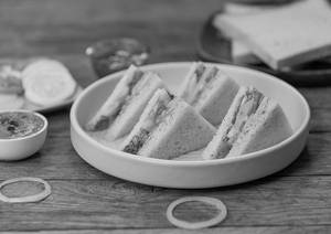 Veg Sandwich Plain (2 Slices)
