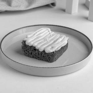 Vanilla Almond Cake Tub